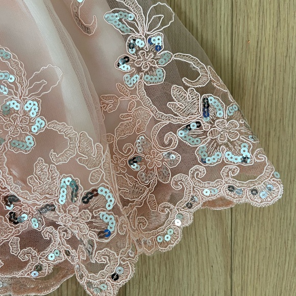 Toddler pink lace and rhinestones party dress (never worn) - Picture 4 of 4